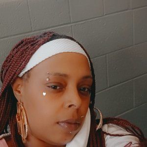 Meet your Posher, Eunice